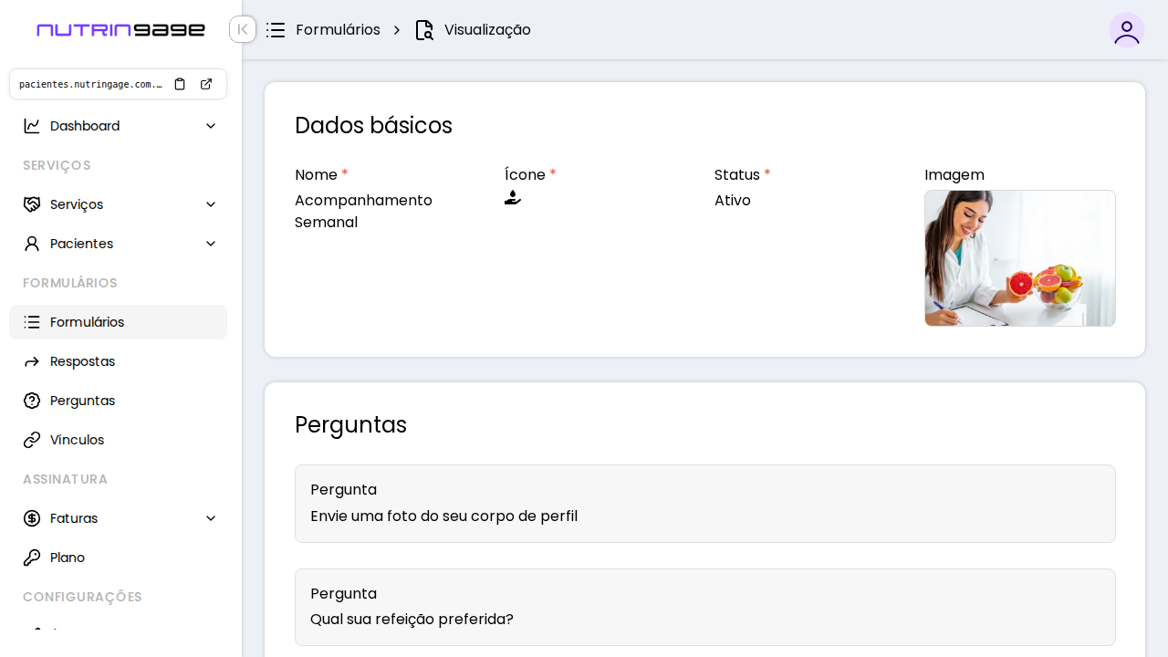 Tela completa do Nutringage: O formulário Check-in Semanal de Evolução Nutricional com sua listagem de perguntas.